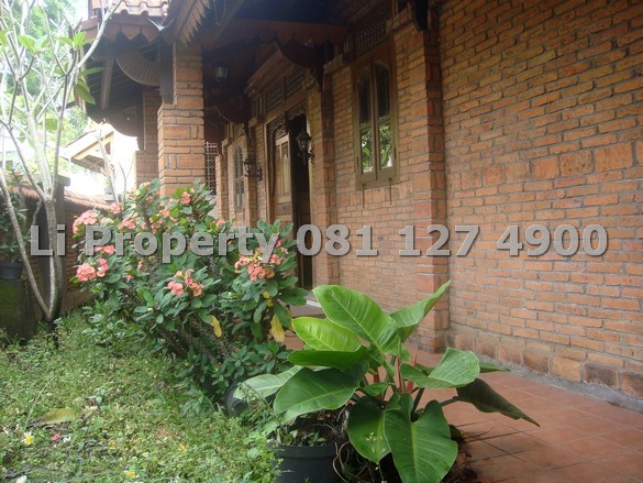 dijual-rumah-etnik-payungasri-pudakpayung-semarang-selatan
