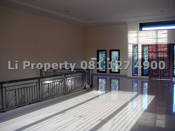 disewakan-rumah-tengahkota-dekat-ahmadyani-simpang-lima-semarang-liproperty-hanna-li