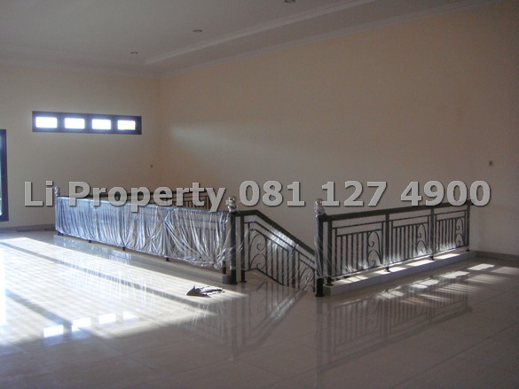 disewakan-rumah-tengahkota-dekat-ahmadyani-simpang-lima-semarang-liproperty-hanna-li