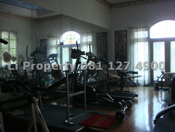 dijual-rumah-kartini-tengahkota-semarang-liproperty-hanna-li-rumah123