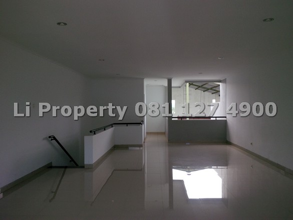 disewakan-ruko-emerald-green-bsb-ngalian-semarang-liproperty-hanna-li-rumah123-olx-urbanindo