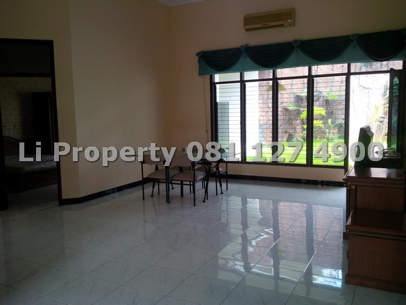 disewakan-dikontrakkan-rumah-candisari-candiasri-singotoro-tanahputih-wahidin-semarang-liproperty-hanna-li-rumah123-olx-urbanindo