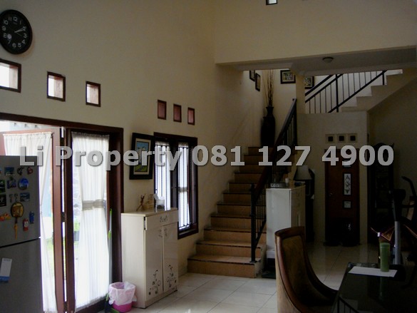 dijual-rumah-sawunggaling-banyumanik-semarang-liproperty-hanna-li-rumah123-olx-urbanindo