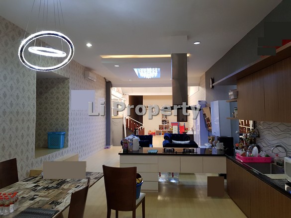 dijual-rumah-ruko-gambiran-pecinan-tengahkota-semarang-liproperty-hanna-li-rumah123-olx-99