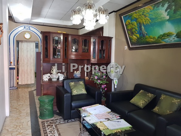 dijual-rumah-ngalian-dekat-pasar-semarang-liproperty-hanna-li-rumah123-olx-99